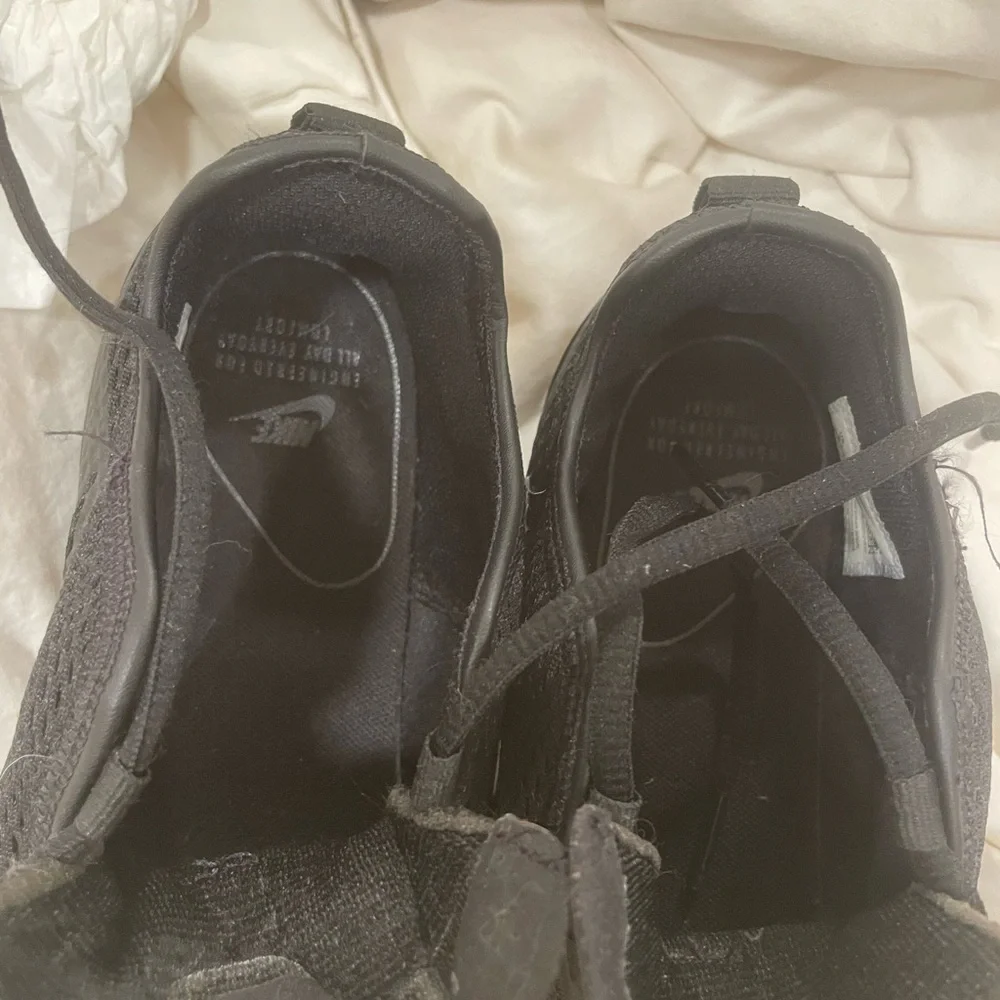 Nike Air Max motion 2 Men's Black Mesh Sneakers Unisex - Picture 10 of 12